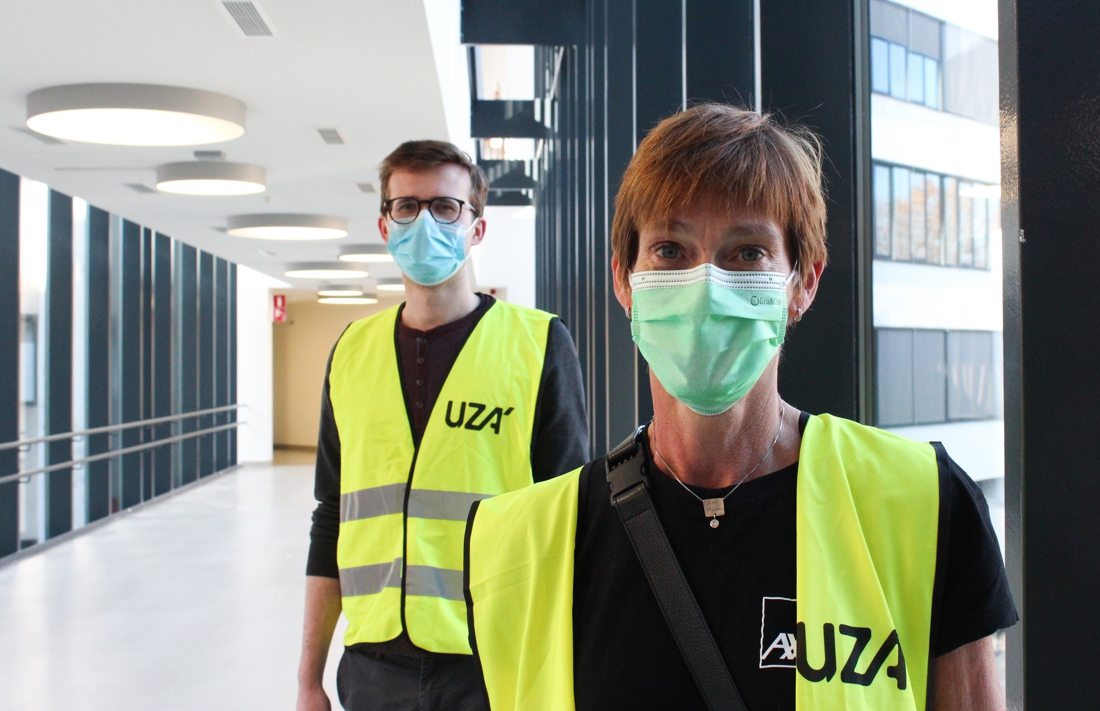 AXA Bank sends employees to UZA as volunteers: “Na z … (Edegem)