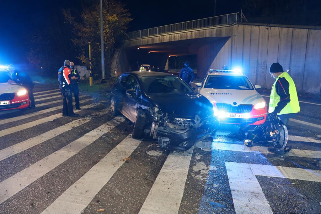 Pursuit on E19 from Mechelen ends with crash in Wi … (Wilrijk)