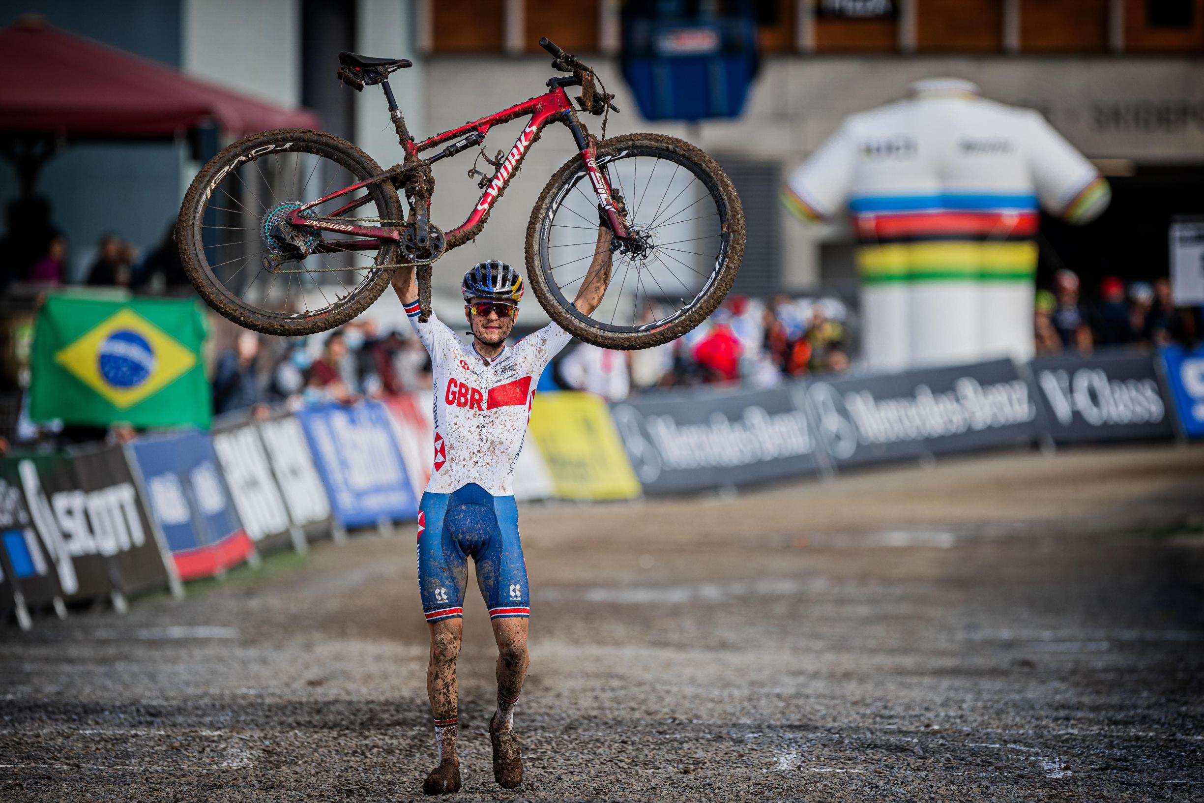 Veldrijden vs. mountainbiken: niet zo evident als Van der Poel doet lijken  | Gazet van Antwerpen Mobile