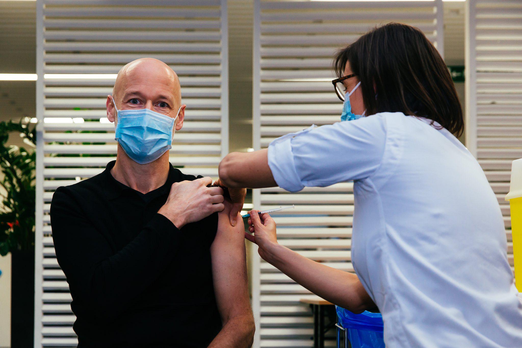 Dan Toch Nog Geen Vaccin Voor Helden Van De Zorg Gazet Van Antwerpen Mobile