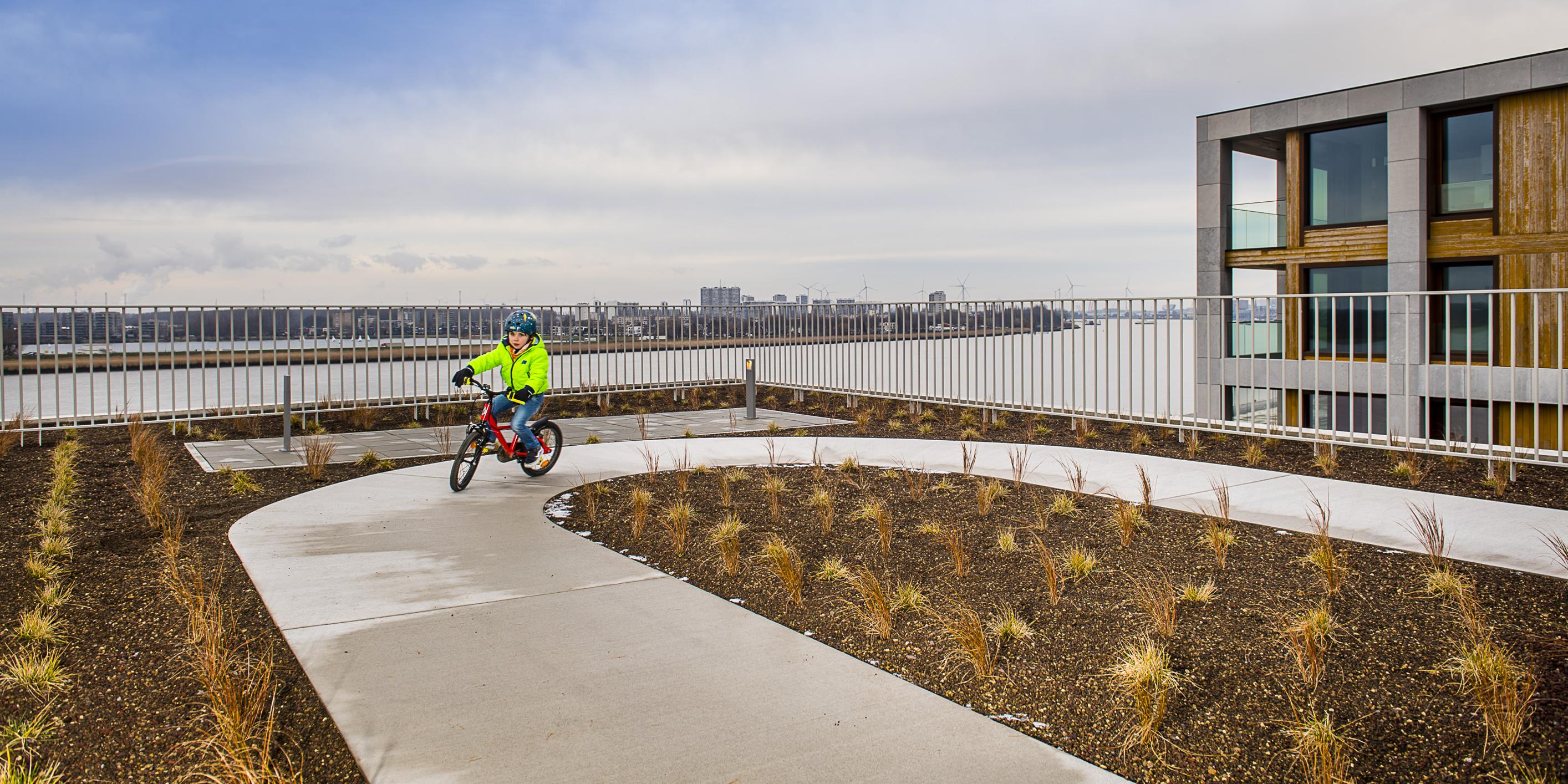 Loop En Fietspiste Op Dak Van Woonblok Havn Nieuw Zuid Antwerpen Gazet Van Antwerpen Mobile