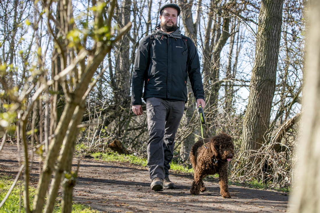 Weinig hondeneigenaars lopen tegen de lamp bij controle (Lier) Gazet