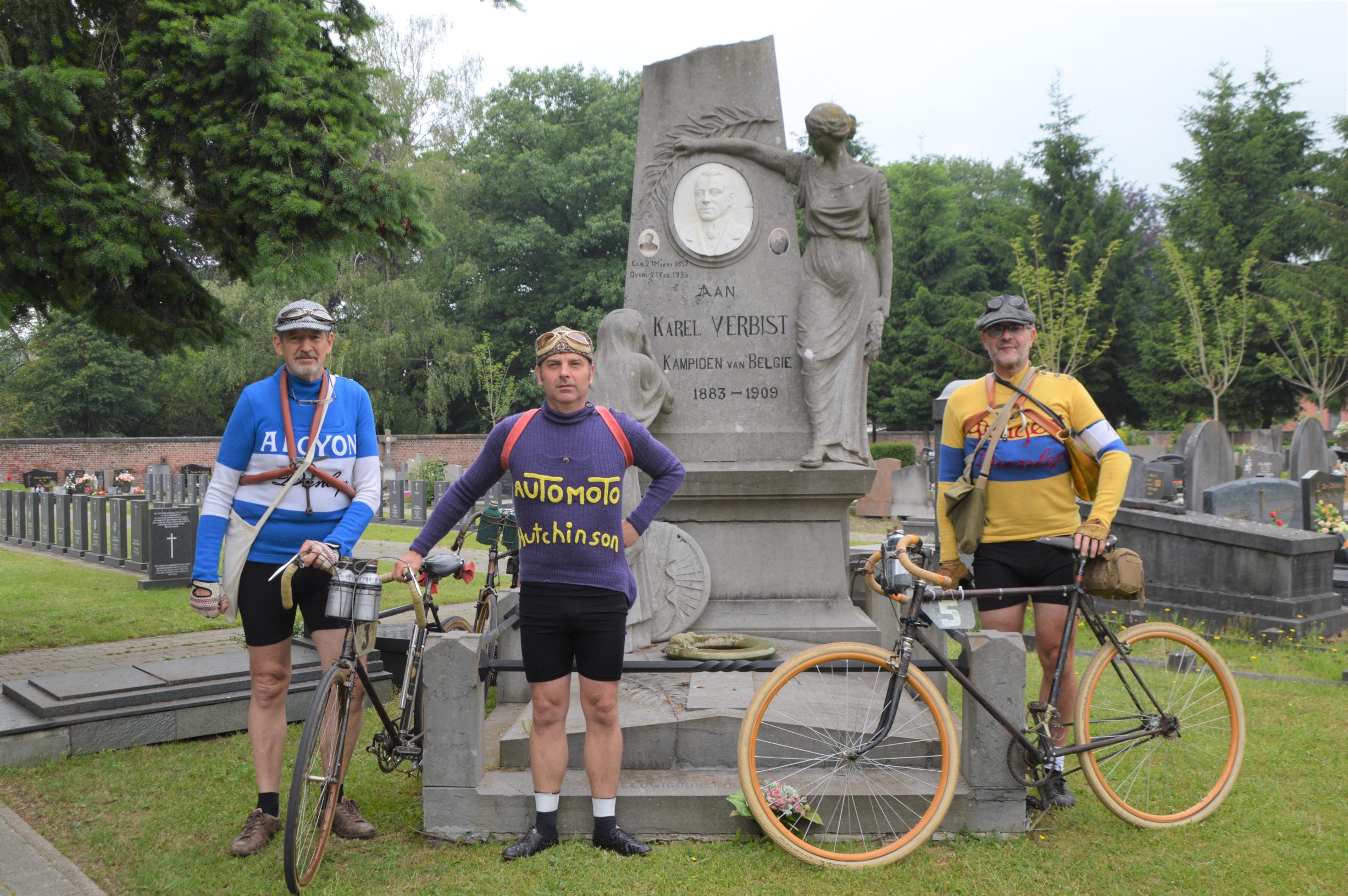 Squadra Flandria houdt échte geest van ware Flandriens levend: “Remco en  Wout, da's toch anders” | Gazet van Antwerpen Mobile