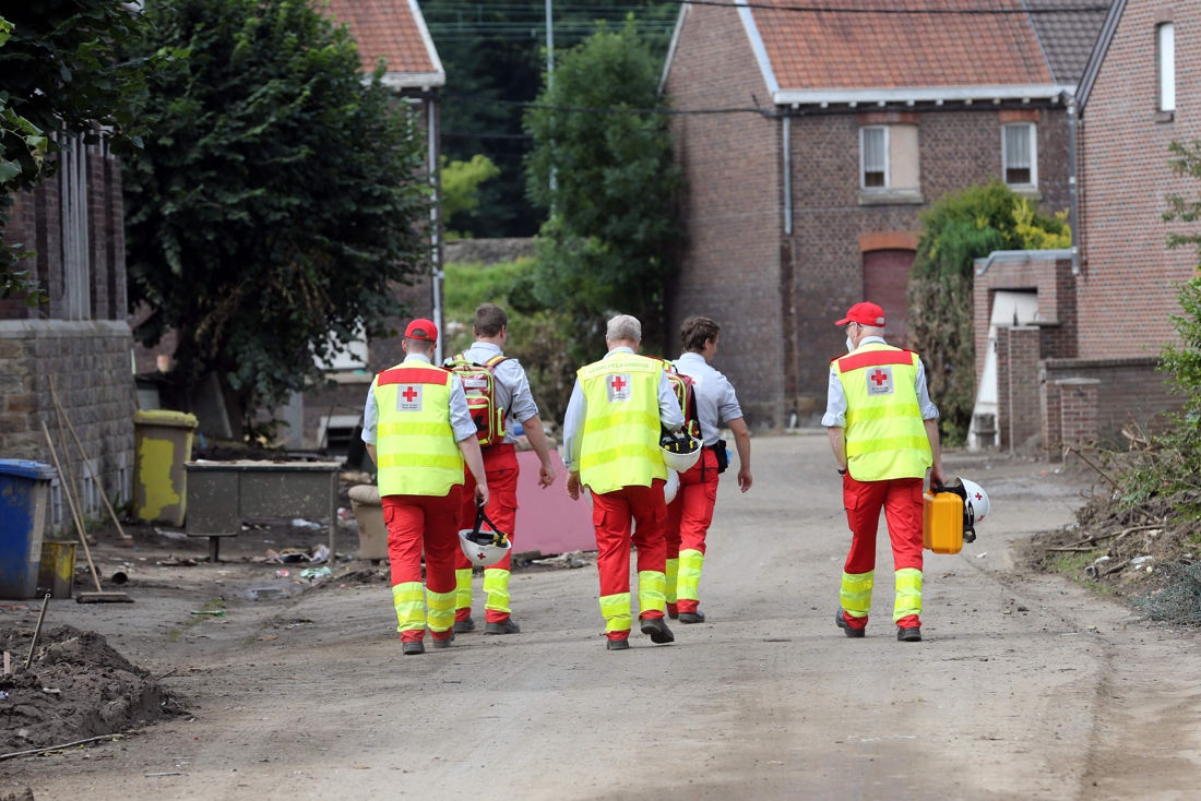Nog nauwelijks crisisvrijwilligers ingezet, maar Rode Kruis belooft op te schalen naar 200 per dag