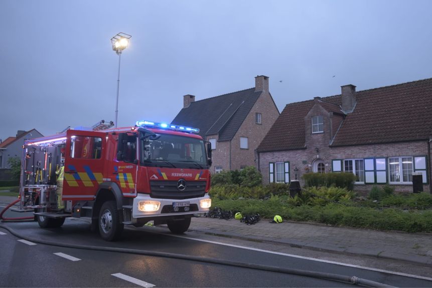 Woning onbewoonbaar na keukenbrand in #Essen .