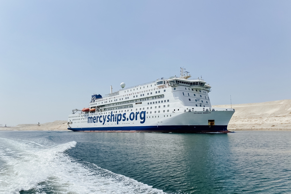 Largest private hospital ship in the world arrives on Sunday … (Antwerp)