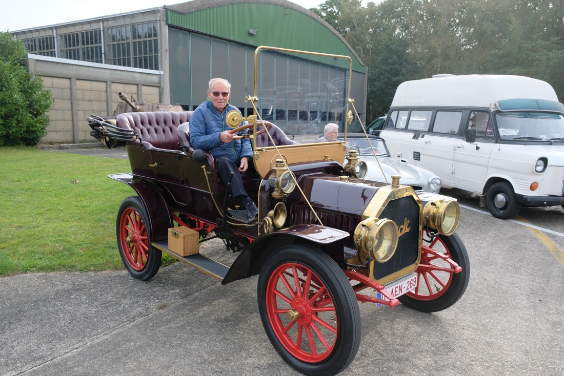 Buick van Jef De Clerck is blikvanger op eerste Winter op Wielen