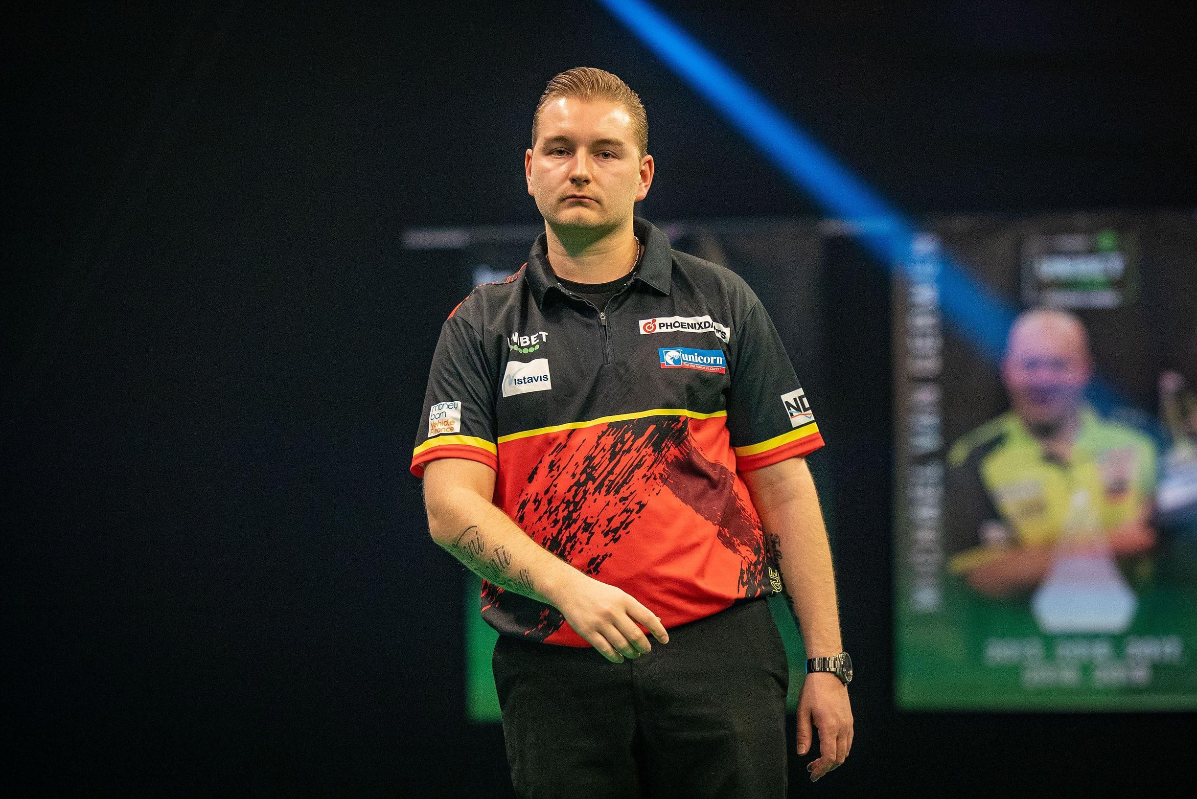 Dimitri Van den Bergh grijpt naast World Series of Darts Welshman