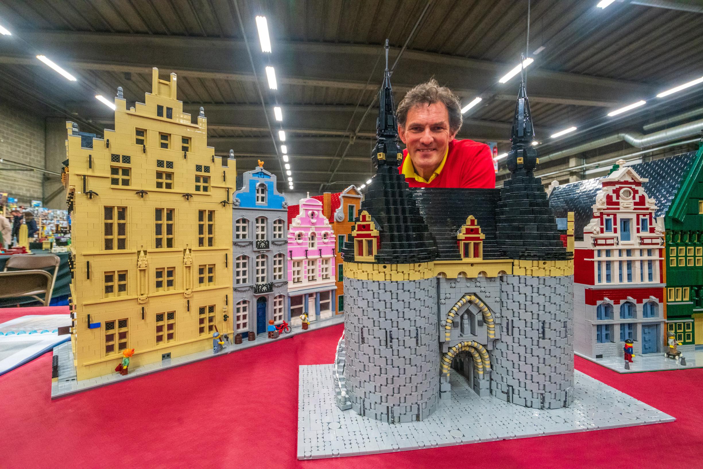 Merckx in sneltempo voort aan Mechelen in Lego | Gazet van Antwerpen Mobile