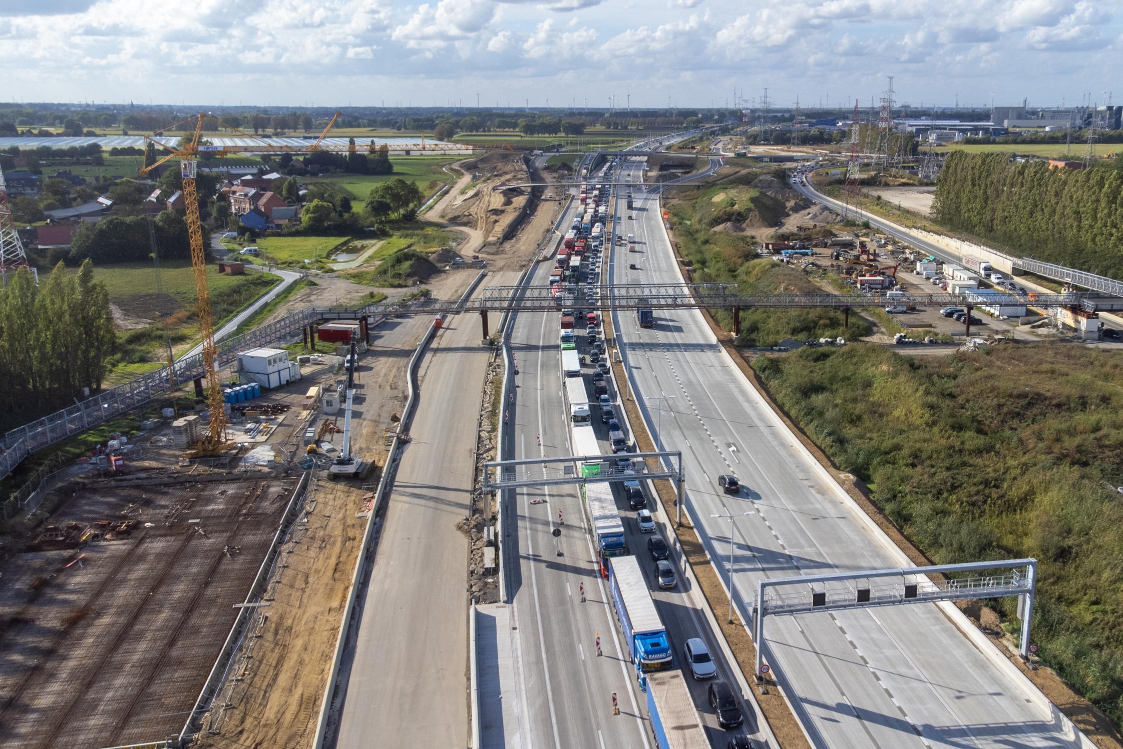 Tijdelijke Fietsbrug Over E Wordt Verwijderd Beveren Waas Gazet Van Antwerpen