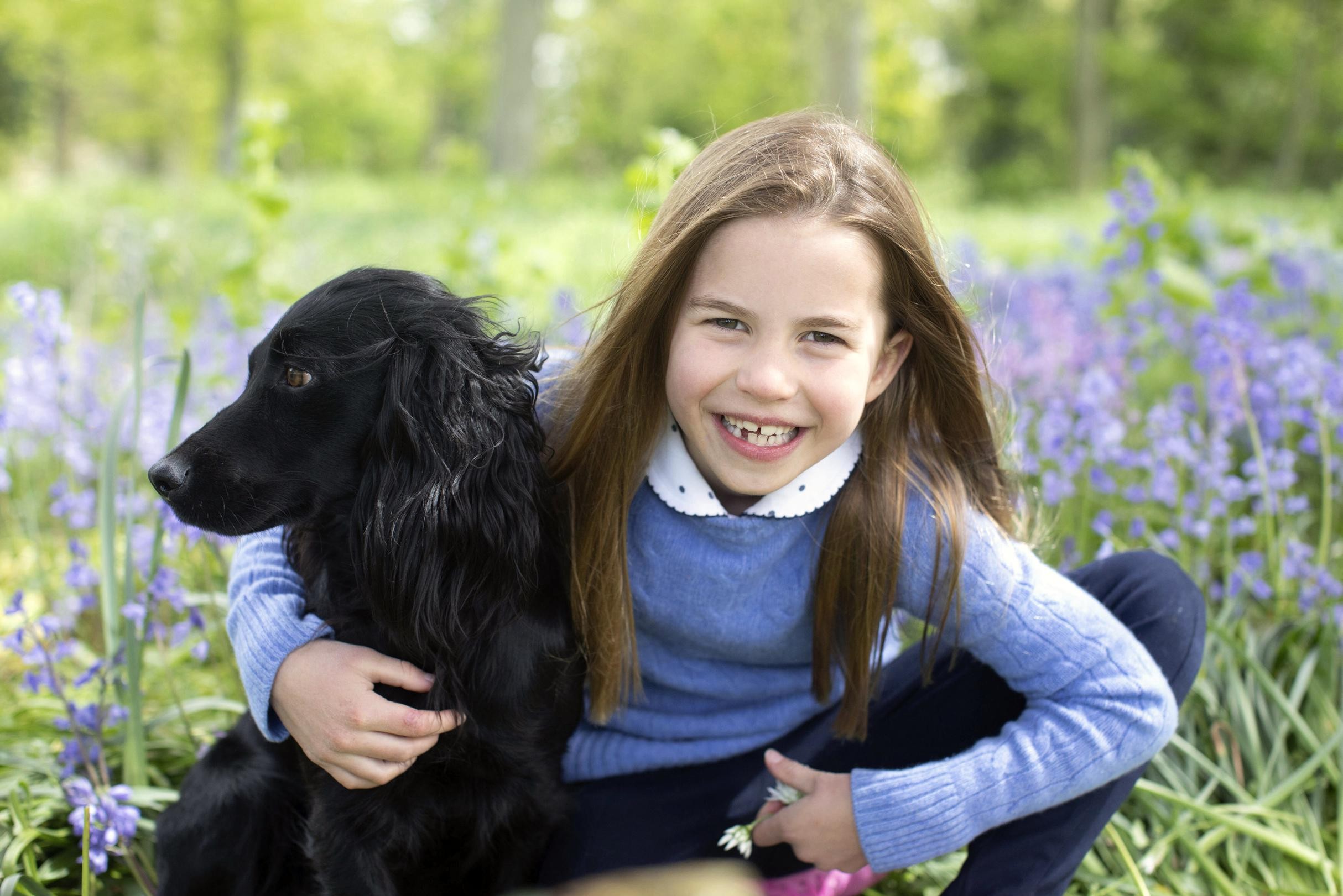 Prince William and Kate share new, self-made photos of Princess Charlotte’s birthday