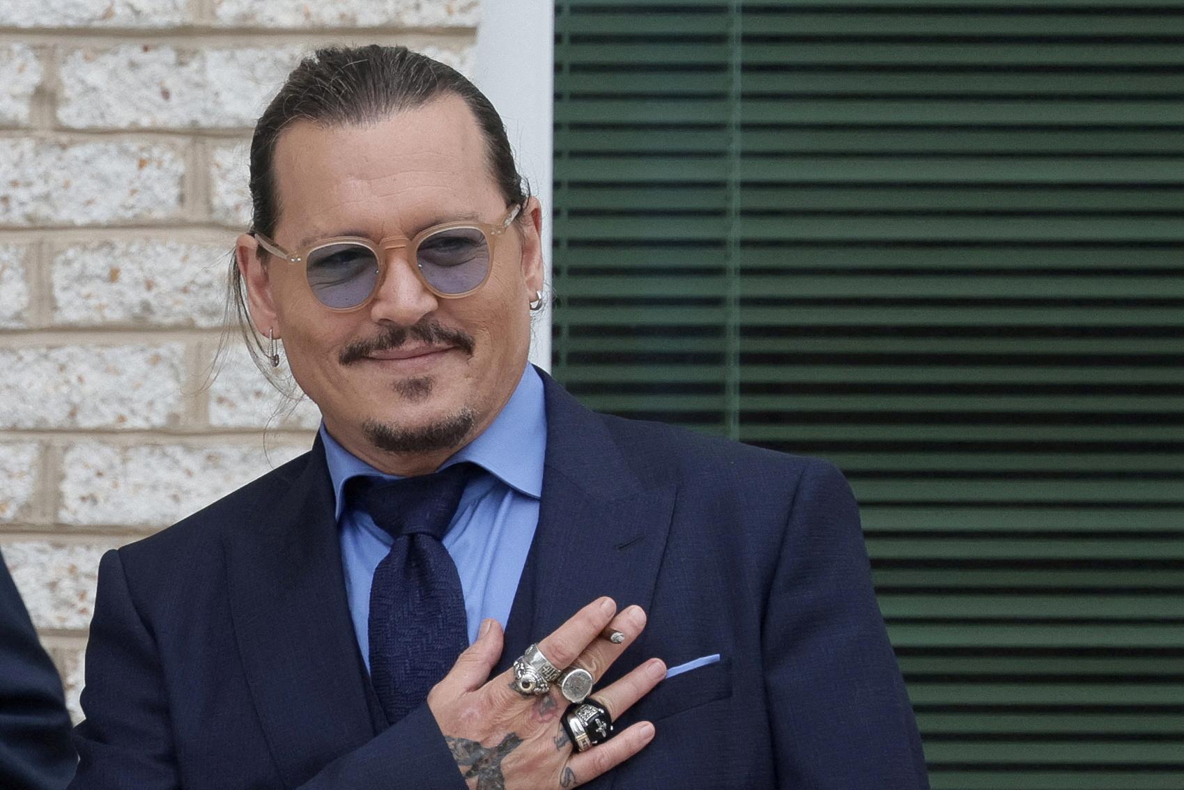 Johnny Depp refuses Disney and monster deal of 300 million euros