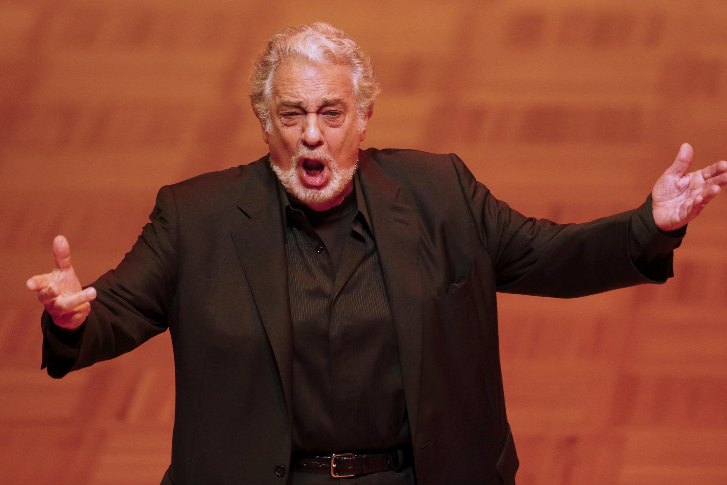Muzikanten beschaamd over concert met Plácido Domingo: “Het was vernederend” - Gazet van Antwerpen