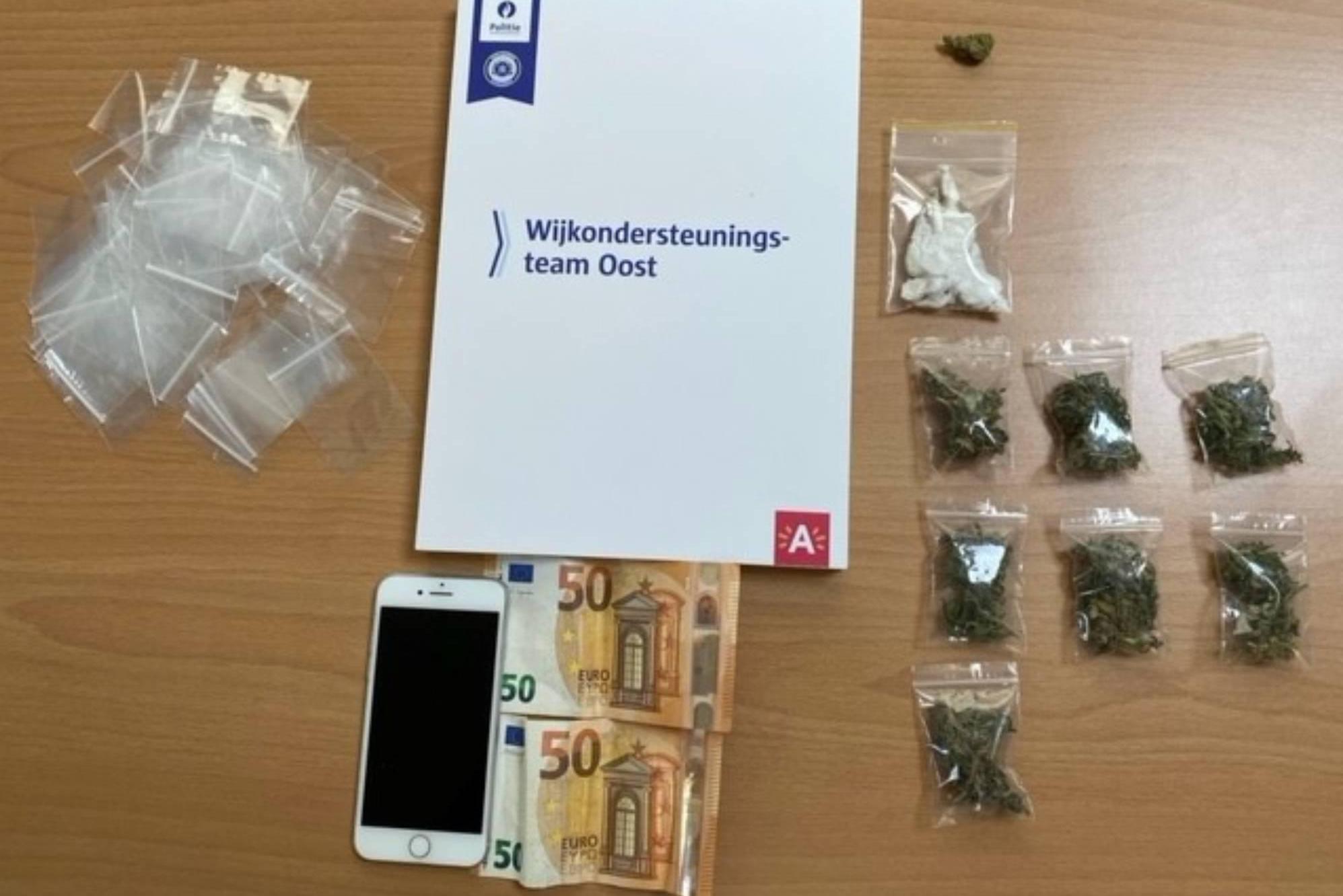 21jarige dealer opgepakt aan Ertbruggebos (Antwerpen) Gazet van