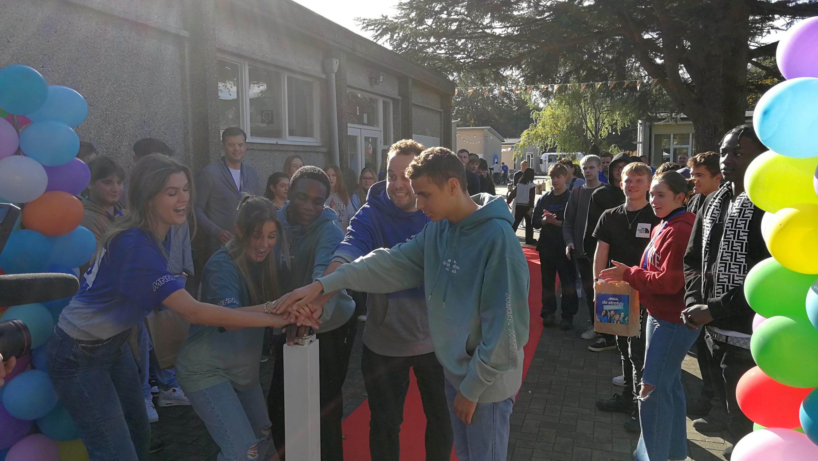 Kleine school CLW De Vesten laat zich van strafste kant zien (Herentals) Gazet van Antwerpen Mobile