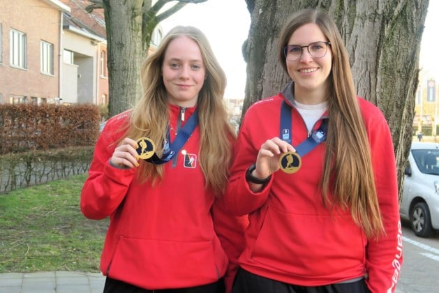 Years and Renée back from the ice hockey world championships in South Africa: without bruises but with a gold medal (Wijnegem)