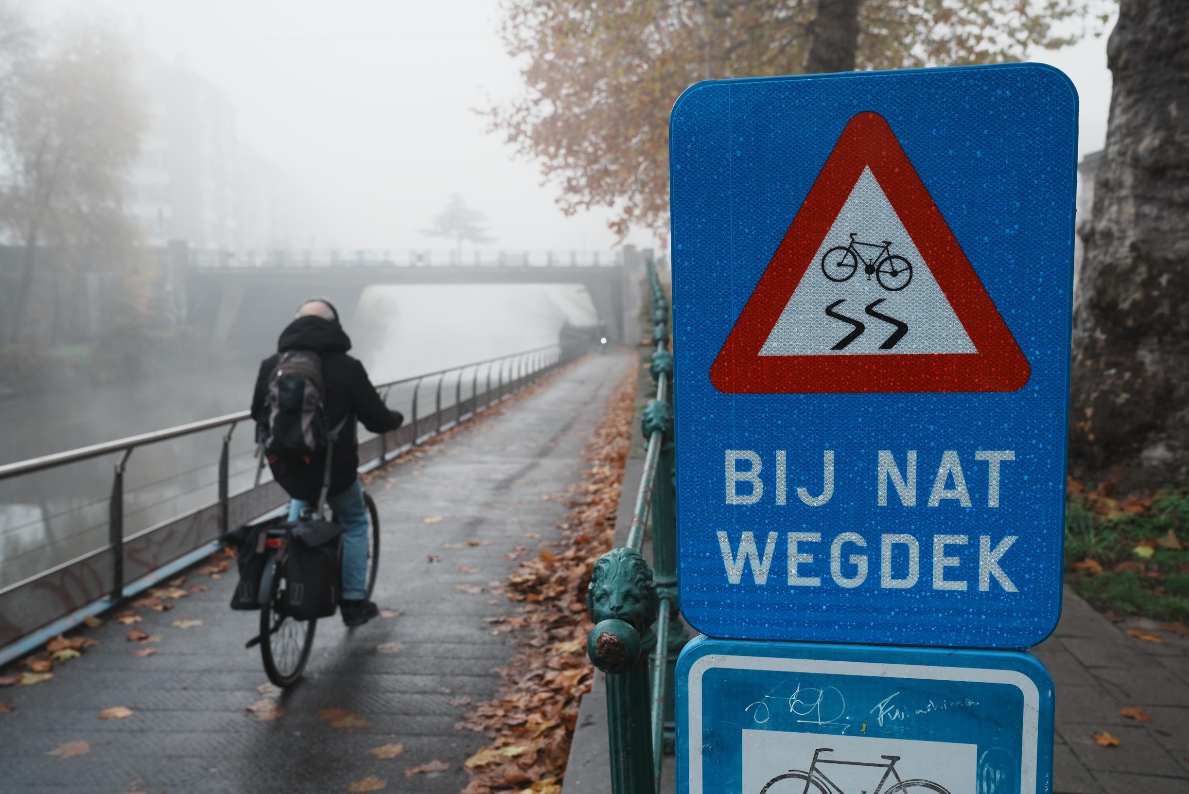 Agentschap Wegen En Verkeer Waarschuwt Voor Gladde Wegen | Gazet Van ...