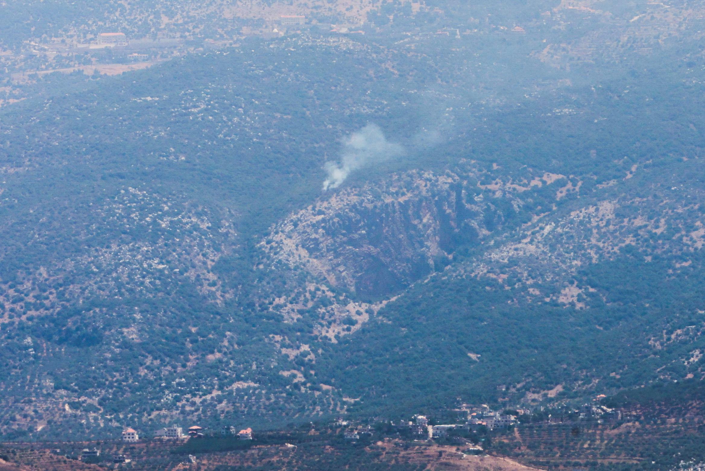 Israël Voert Luchtaanvallen Uit Op Zuiden Van Libanon Na Mortiergeschut ...