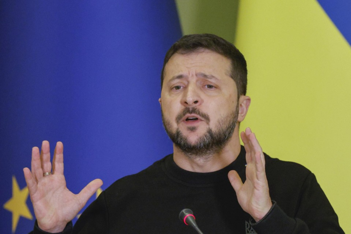 Zelenski heeft al “vijf à zes moordaanslagen overleefd”