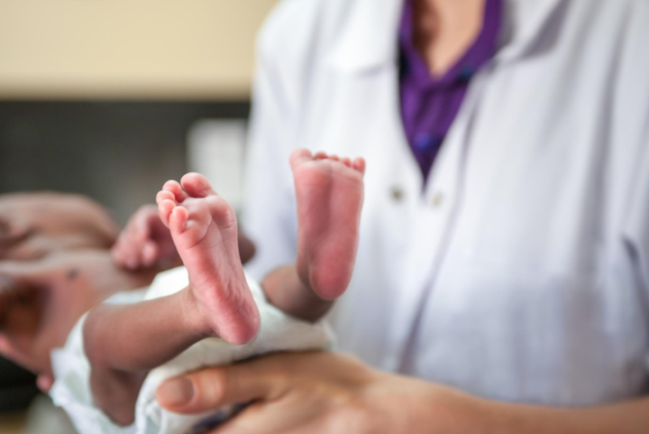 Vlaanderen stopt adoptie van kinderen uit drie landen