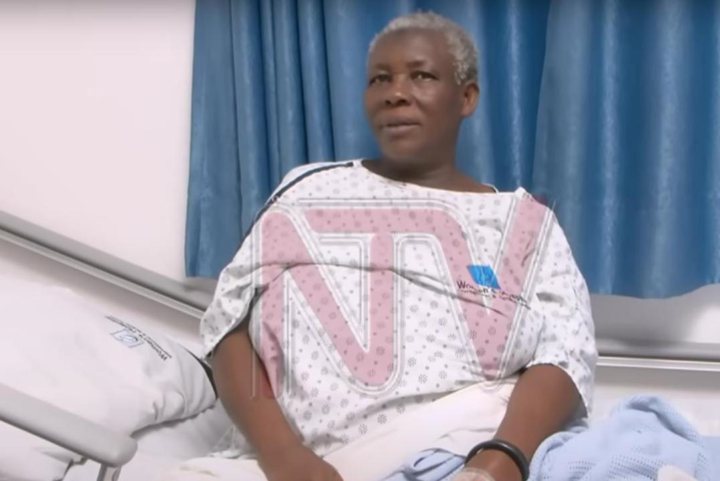 Vrouw bevalt op haar 70ste van tweeling: “Een mirakel”