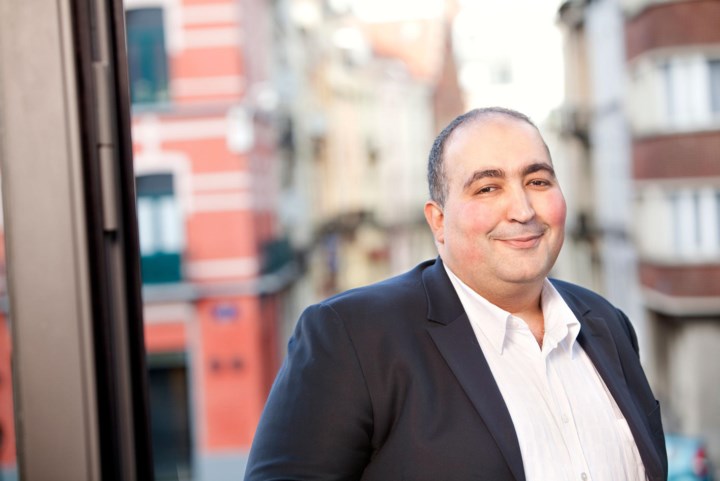 Brussels parlementslid Fouad Ahidar (Vooruit) stapt uit partij: “Geloofwaardigheid te grabbel gegooid”