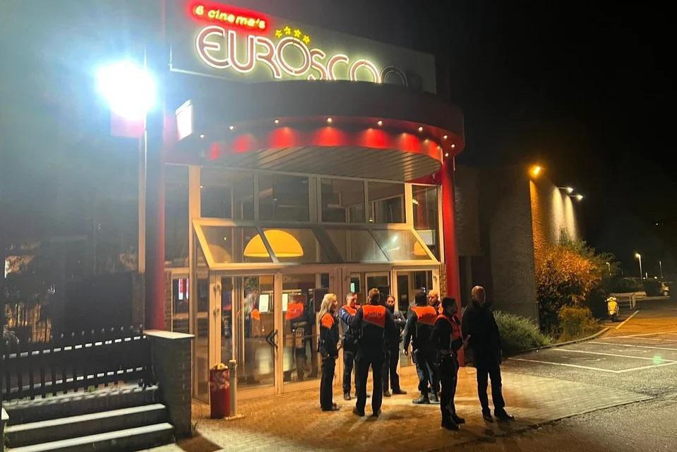 Cinema In Lanaken Tijdlang Ontruimd Na Bommelding: Geen Explosieven ...