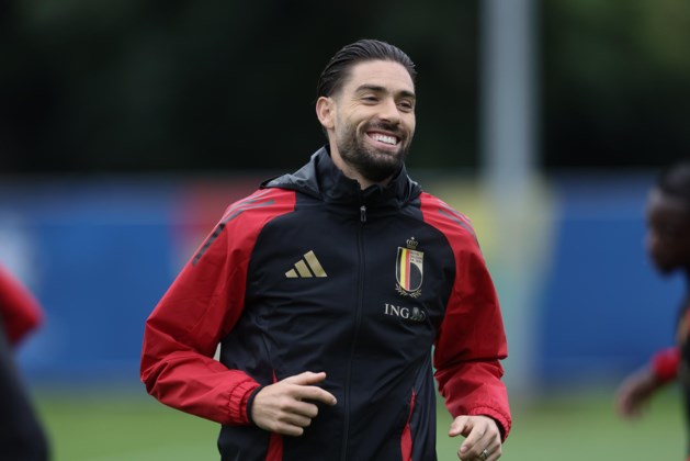 With Yannick Carrasco at left-back: that is the Purple Devils’ line-up in opposition to Slovakia