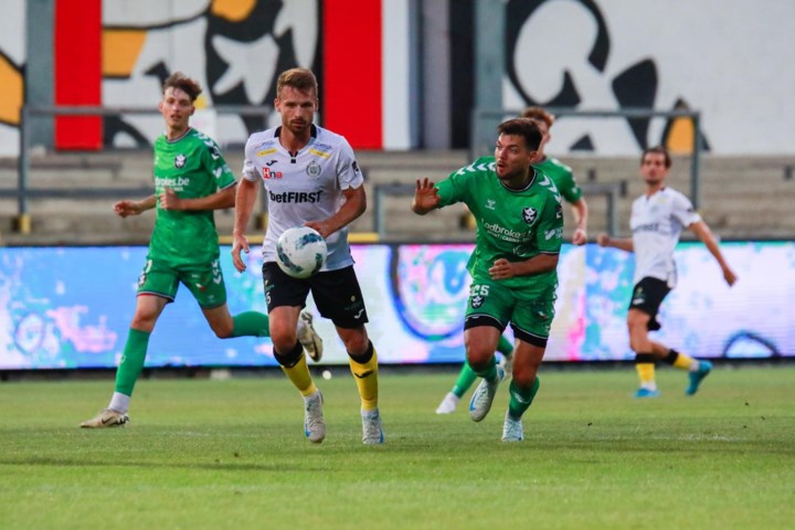 Jonas Vinck moet op vrijdag de dertiende KSC Lokeren-Temse aan eerste punten helpen: “Bijgeloof is niet aan mij besteed”