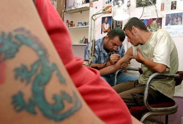 Verpleegster In Coma Na Plaatsen Tattoo Wilrijk Gazet Van Antwerpen Mobile