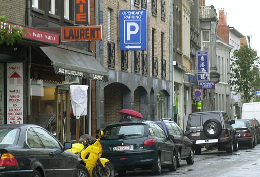 Strengere Straffen Voor Te Dicht Op Elkaar Parkeren? | Gazet Van Antwerpen