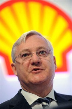 Shell ziet winst met ruim helft toenemen