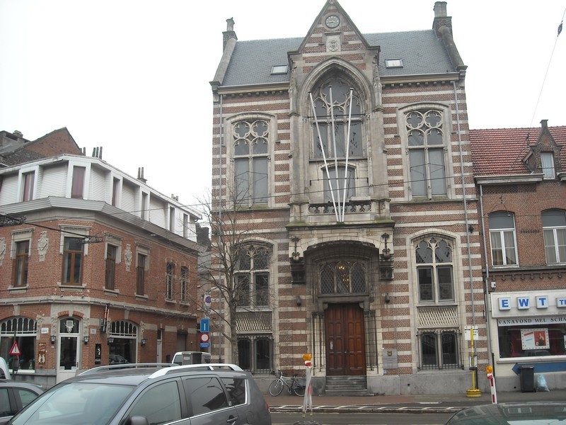 Oud gemeentehuis wordt beschermd monument. (Deurne) Gazet van Antwerpen