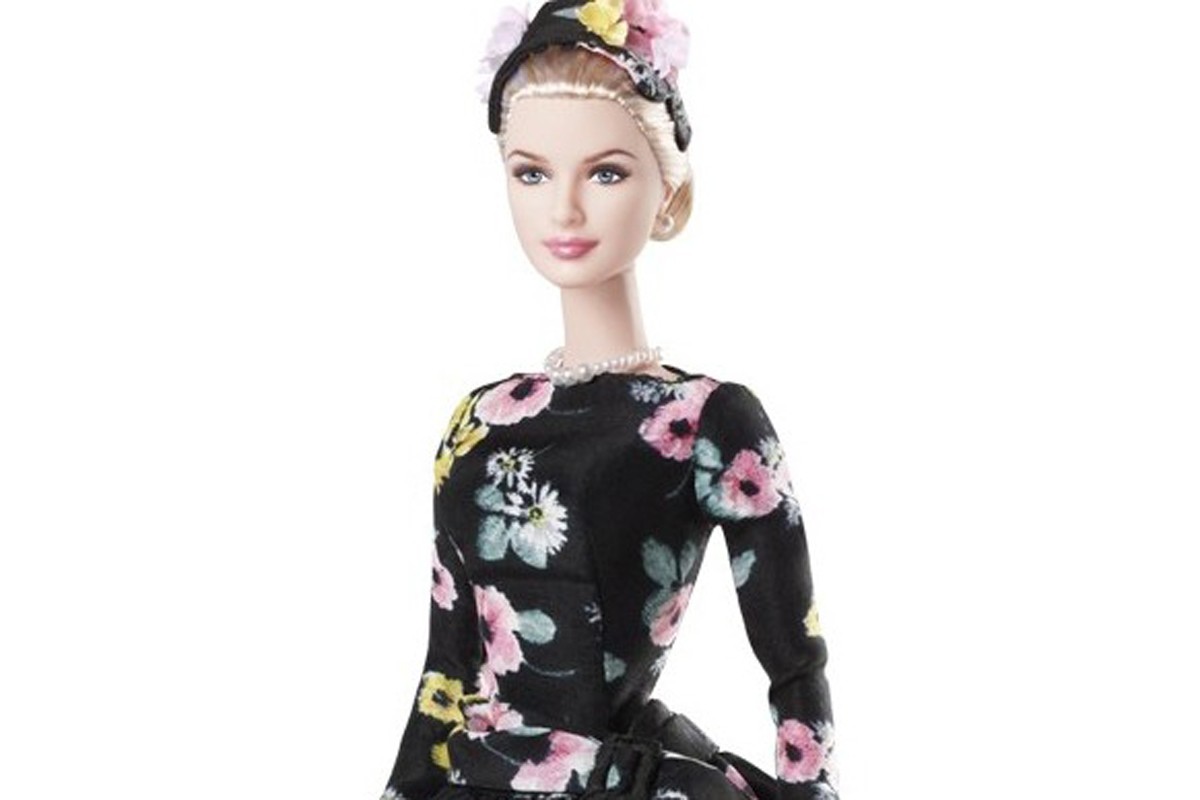 Vaak gesproken schaamte Post Louise Gray lanceert Barbie-kledij voor volwassenen | Gazet van Antwerpen  Mobile